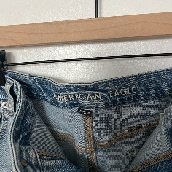 American Eagle Curvy Mom Short - Picture 3 of 6